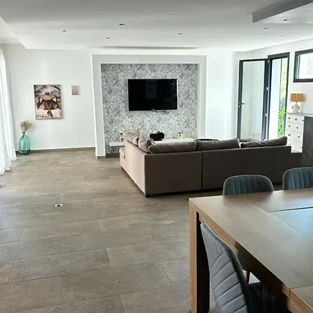 Maison Avec 2 Couchages Piscine Privative Holiday home *
