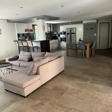 Holiday home Maison Avec 2 Couchages Piscine Privative Ajaccio (Corsica)