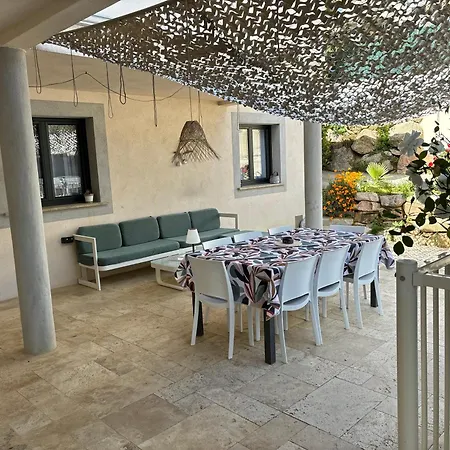 Holiday home Maison Avec 2 Couchages Piscine Privative Ajaccio (Corsica)